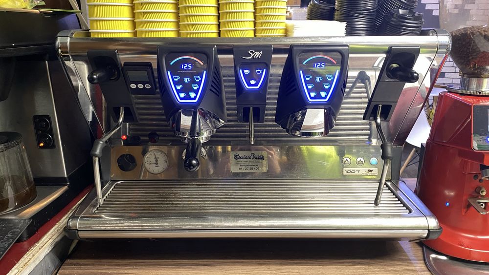 Професійна кавомашина la san marco 100t