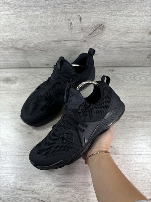 Nike Training чоловічі кросівки 44 розмір