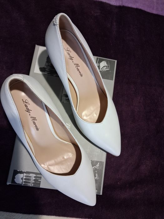 Туфлі весільні білі