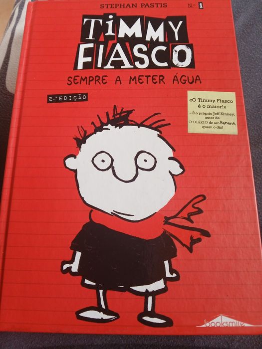 Vários livros infantis e juvenis