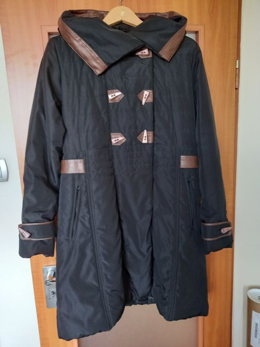 Kurtka damska ocieplana z kapturem r 40