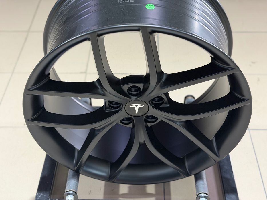 Нові диски Tesla R19 5x114.3  TES139 Matte Black