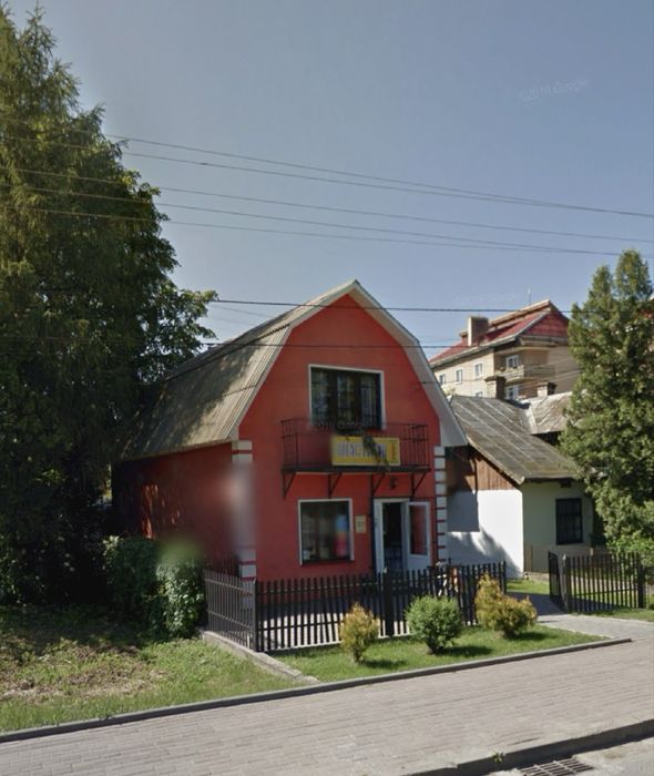 Оренда приміщення центр смт. Брошнів-Осада центральна дорога, здається