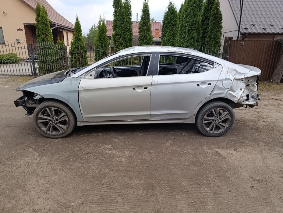 Хюндай елантра АД LIMITED 2016