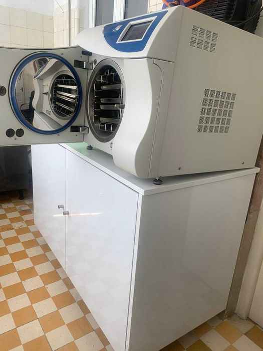 autoclave ou esterilizador a vapor marca JSM - Como novo - usado apenas 1 vez