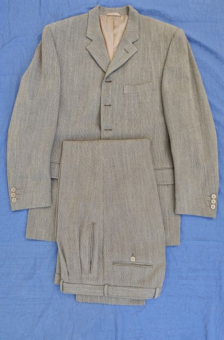 Classic Men's Suit