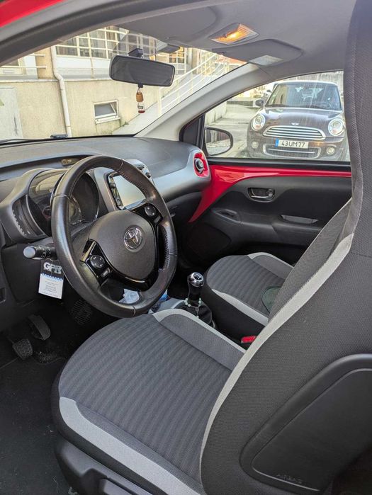 Toyota Aygo 1.0 X-Play+X-Touch Nacional 22 Mil kilometros