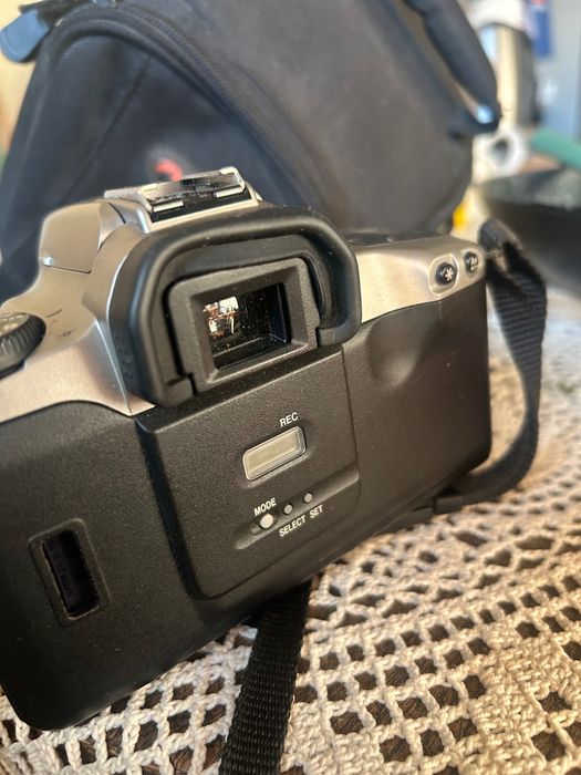 Canon eos rebel xs n