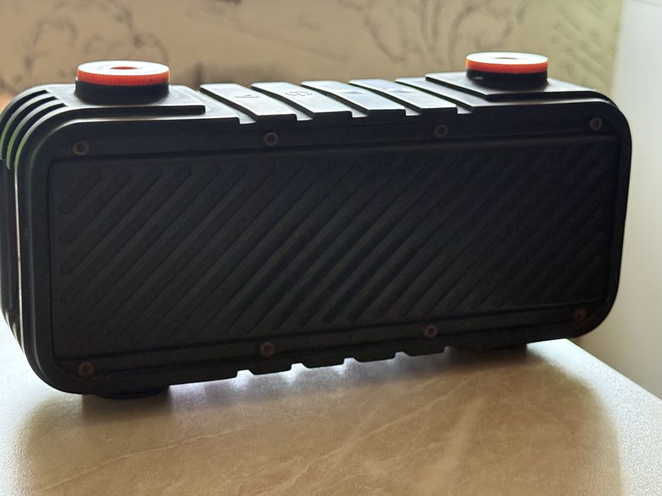 Продам колонку Zound Shock X1 Black-Orange