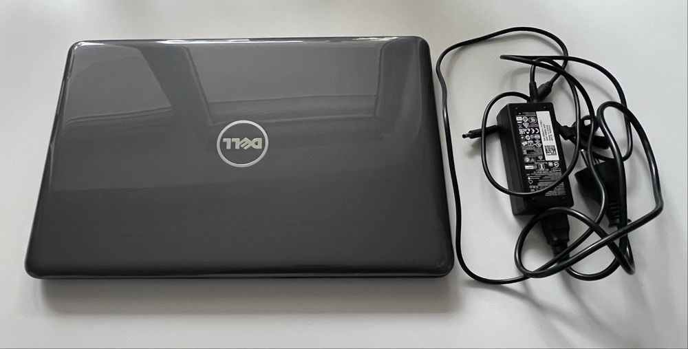 Laptop Dell Inspiron 15 5000 | i5 7-gen | Radeon | 15,6" | Zadbany