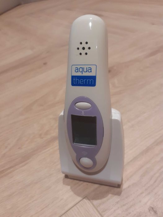 Bezdotykowy termometr elektroniczny ucho czoło
