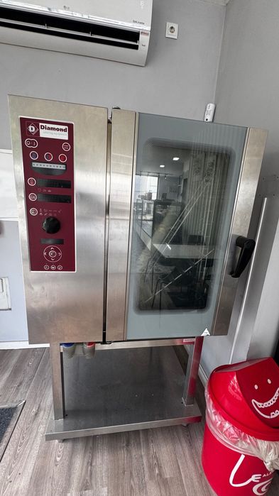 Forno Combinado Industrial Diamond com Base em Inox