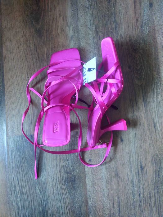 Nowe różowe fuksja sandały Zara 38