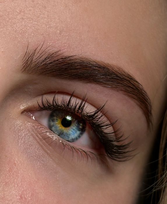 Наращивание ресниц ,ламинирование  ресниц/брови Троещина