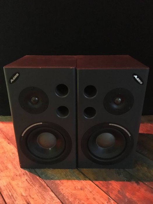 Активные студийные мониторы ALESIS M1 ACTIVE MK2 с улучшеными БП Торг