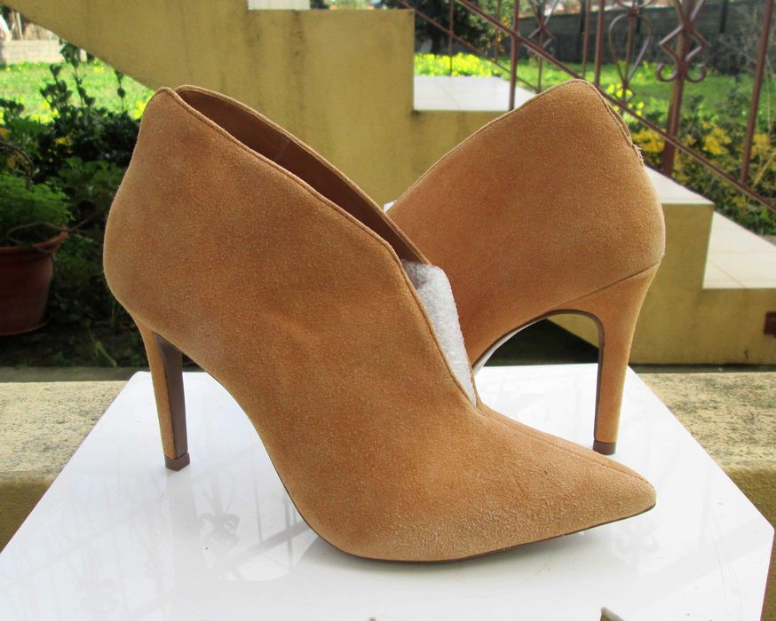 Botim de senhora Loucos & Santos nº 37 como novo