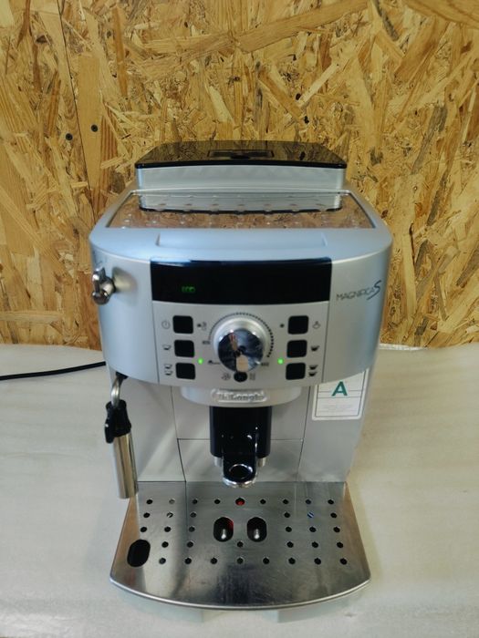 Ekspres DeLonghi Magnifica S ECAM 22.110 B