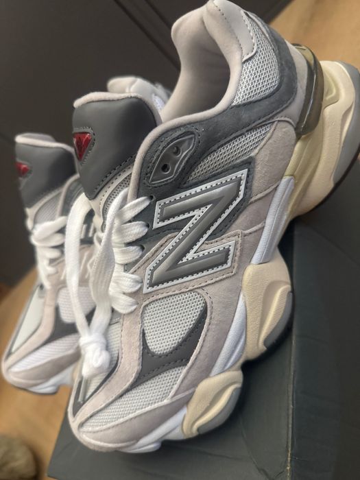 New Balance 9060 bezowe , 40,5
