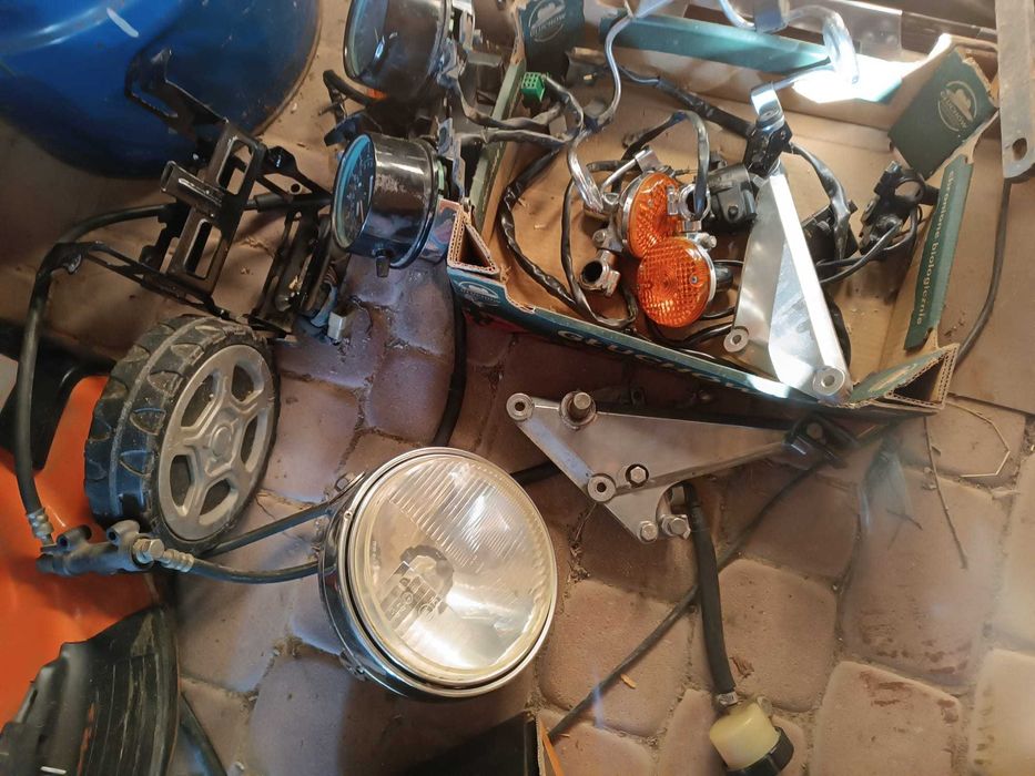 Kawasaki LTD 750 cena dotyczy rama