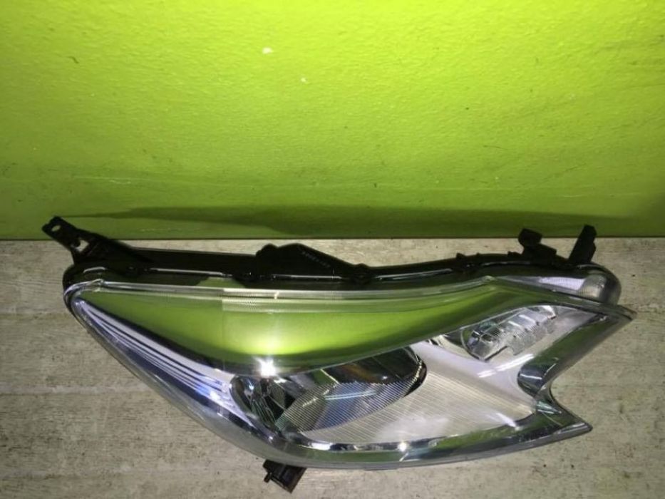 Farol Direito Nissan Note - 2013 - F1106