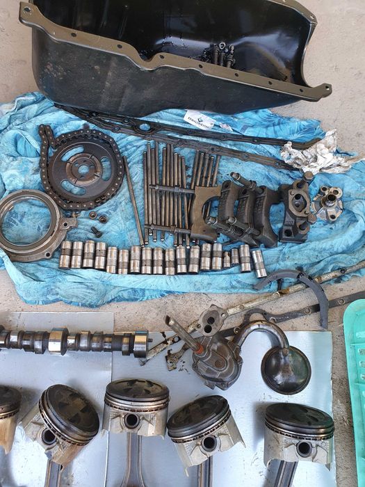 Wał tłoki wał pompa miska popychacze Mercruiser  Volvo Penta  v8 5.7