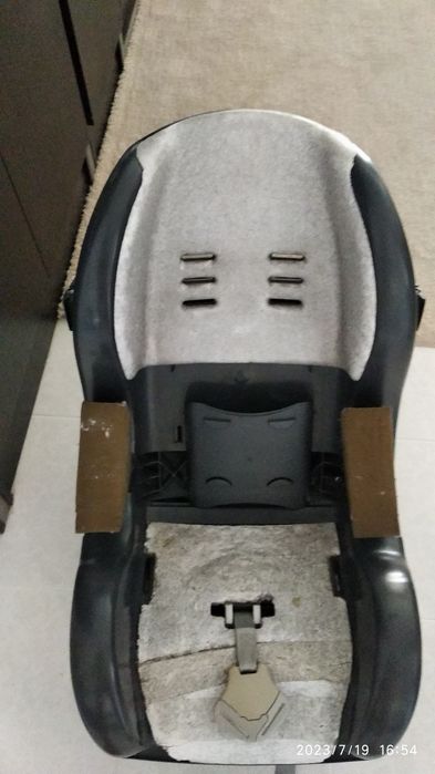 Vendo cadeira para bebe