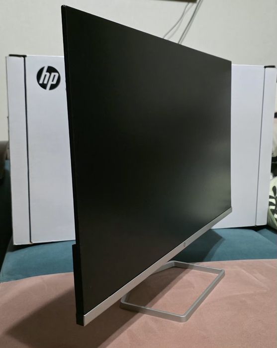 Monitor HP Series 5 527sf