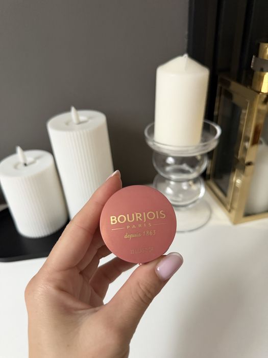 Bourjois nowy róż rozświetlający Lilas d’or