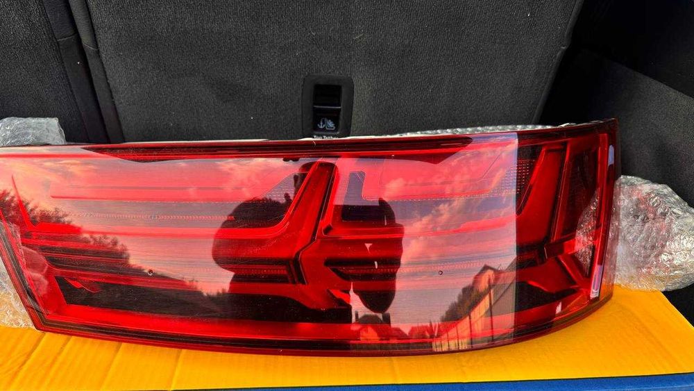 Ліхтарі задні (оригінал), AUDI Q7 (4M) 2015-2018, 4M0945093, 4M0945094