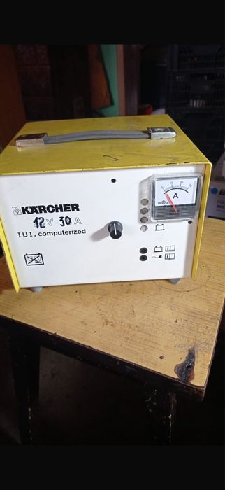 Prostownik do ladowania akumulatorow 12V 30A