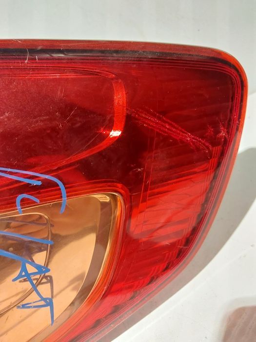 Suzuki sx 4 sx4 prawa lewa lampa tył tylna wkład lampy żarówek