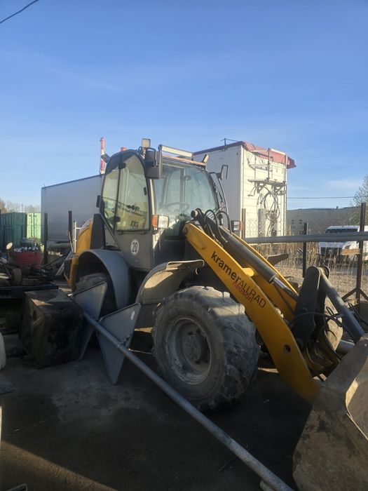 Sprzedam ładowarkę