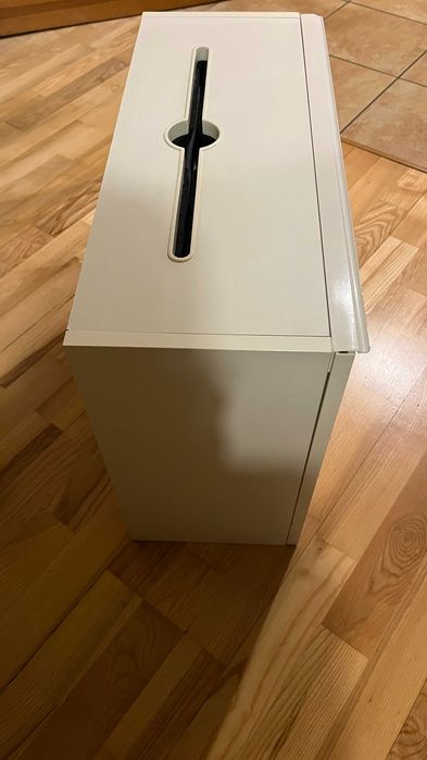 Ikea Ludvig biała otwierana szafka wisząca na rtv, elektronikę, laptop