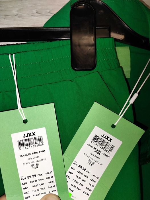 Komplet JJXX r. M, 38