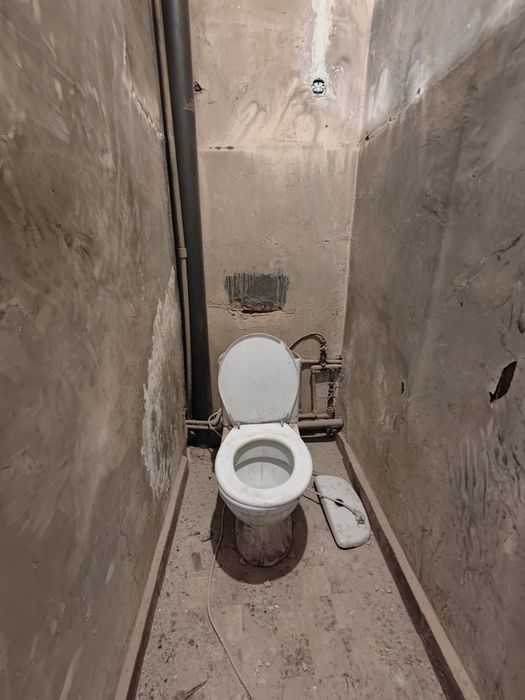 Продам 3 комнатная квартира Залютино. Рынок