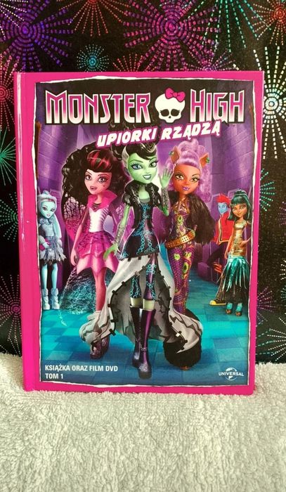 Monster High płyta DVD "Upiorki Rządzą" (opis)