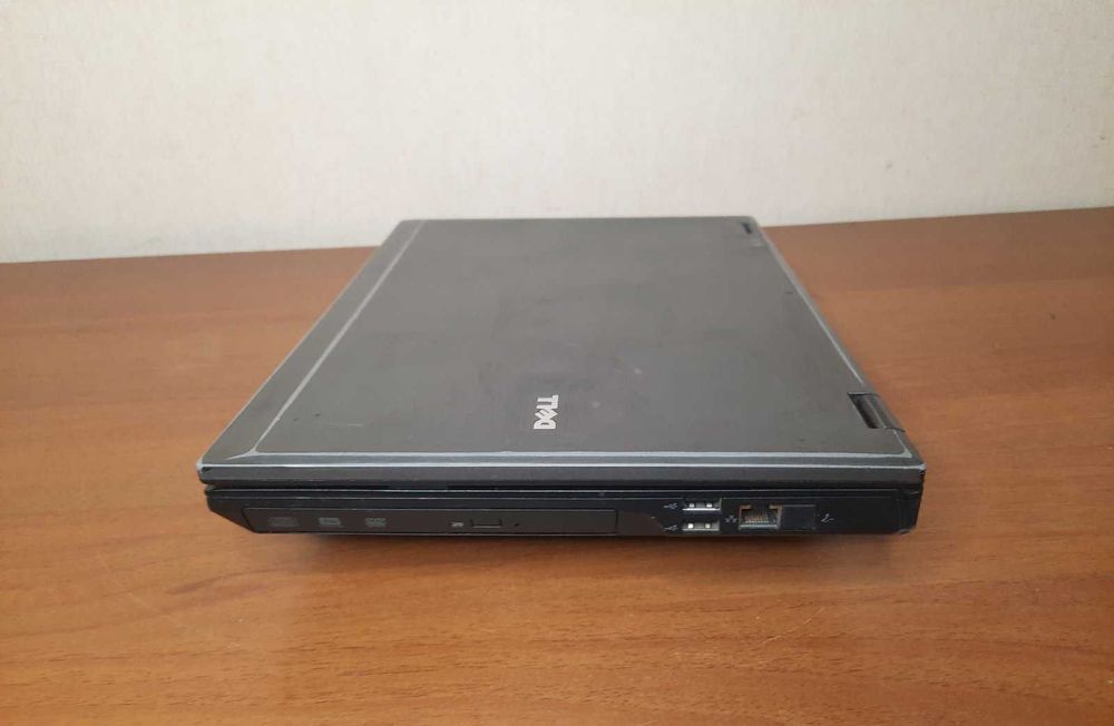 Ноутбук DELL E5410 / i5-560M 3200MHz/ 4 Gb. HDD-500 Gb/БатареяВідсутня