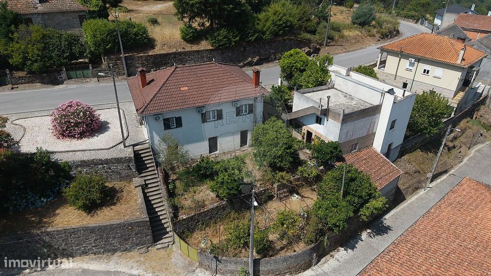 Moradia T2 para venda
