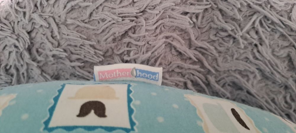 Poduszka do karmienia Motherhood