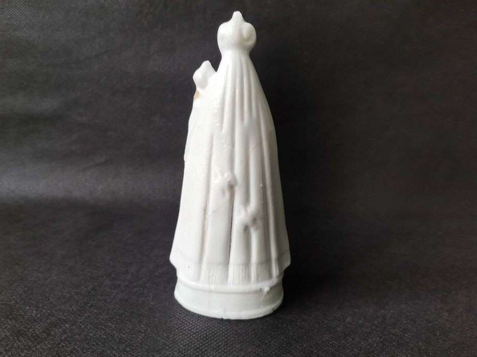 Stara przedwojenna figurka Matka Boska z Dzieciątkiem porcelana Śląska