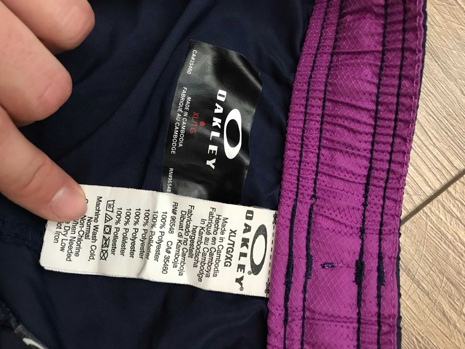 Spodenki Oakley rozm. XL