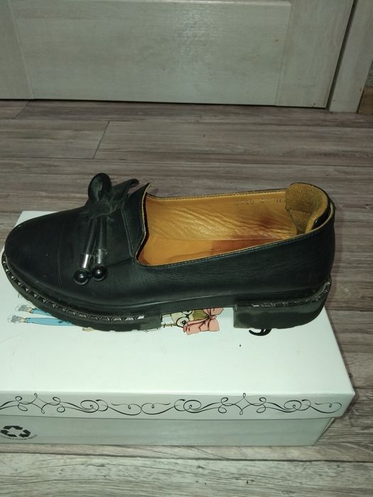Продам шкіряні лофери