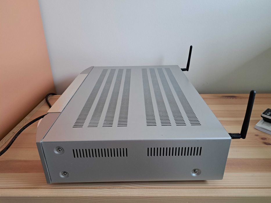 Marantz NR1200 - amplituner stereo i odtwarzacz sieciowy