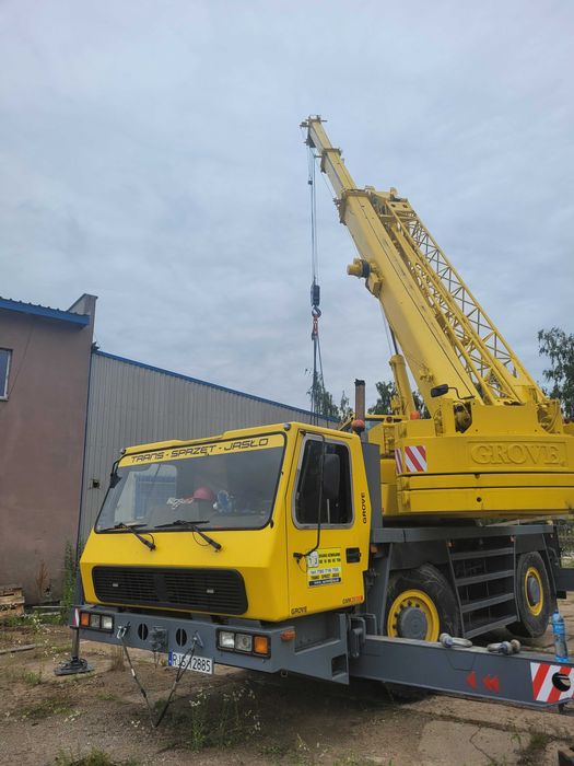 Usługi dźwigowe dźwig wynajem niskopodwozie Jasło Krosno Gorlice