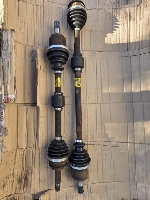 Półosie KIA RIO IV (YB) 1.0 T-GDI 120KM 49500H8200/49501H8200 KOMPLET