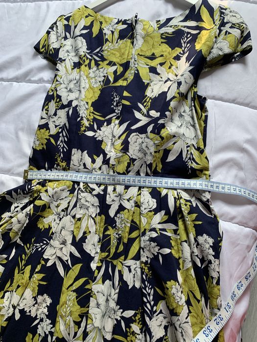 Sukienka letnia Doroty Perkins