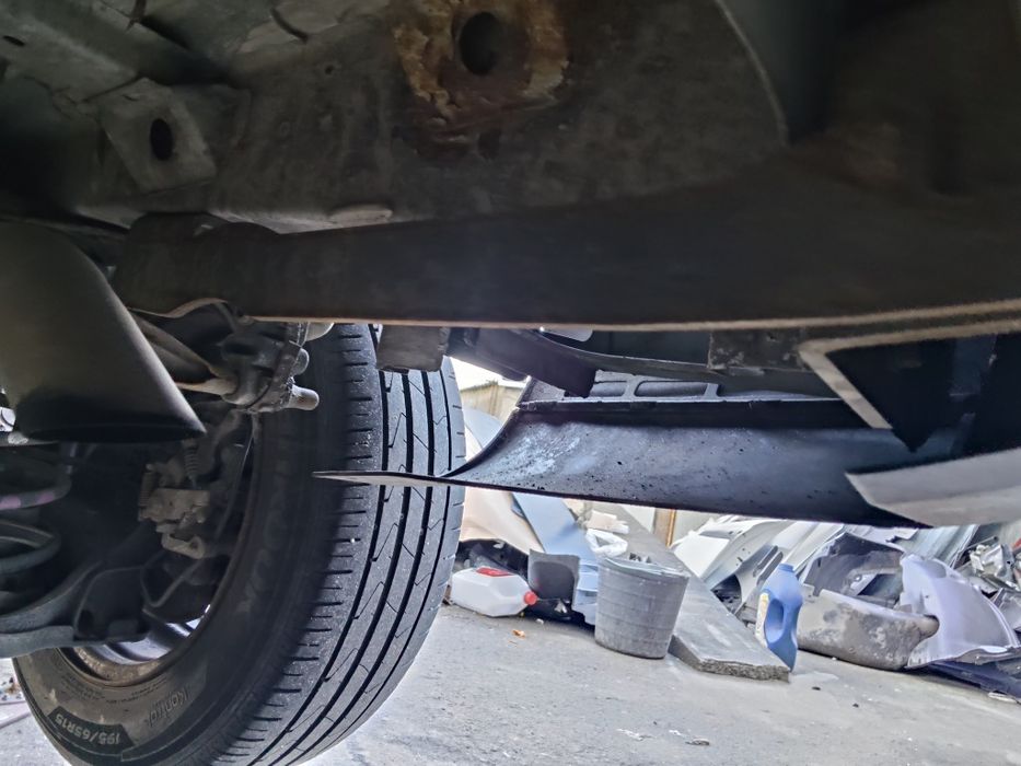 Vendo o gancho de reboque citroen Berlingo longa