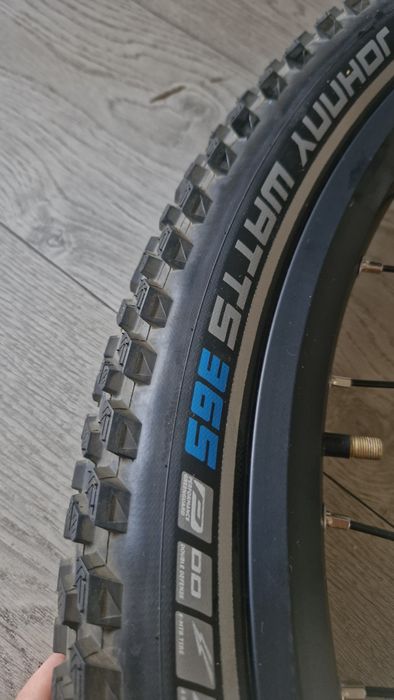 Schwalbe Johnny Watts 365 27.5 2.6 drut