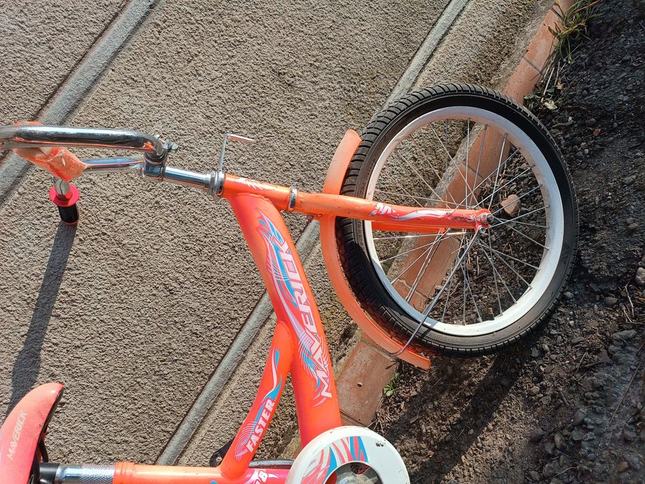 Велосипед для дівчинки