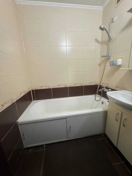 Придаж трикімнатної квартири 78 м., метро Теремки, Магелан